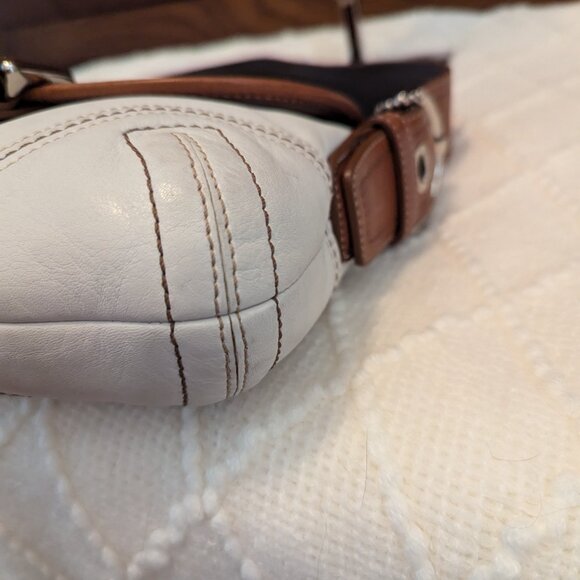 Coach SoHo Hobo 10188 White & Cognac Shoulder Bag BEAUTIFUL CONDITION - Picture 6 of 12